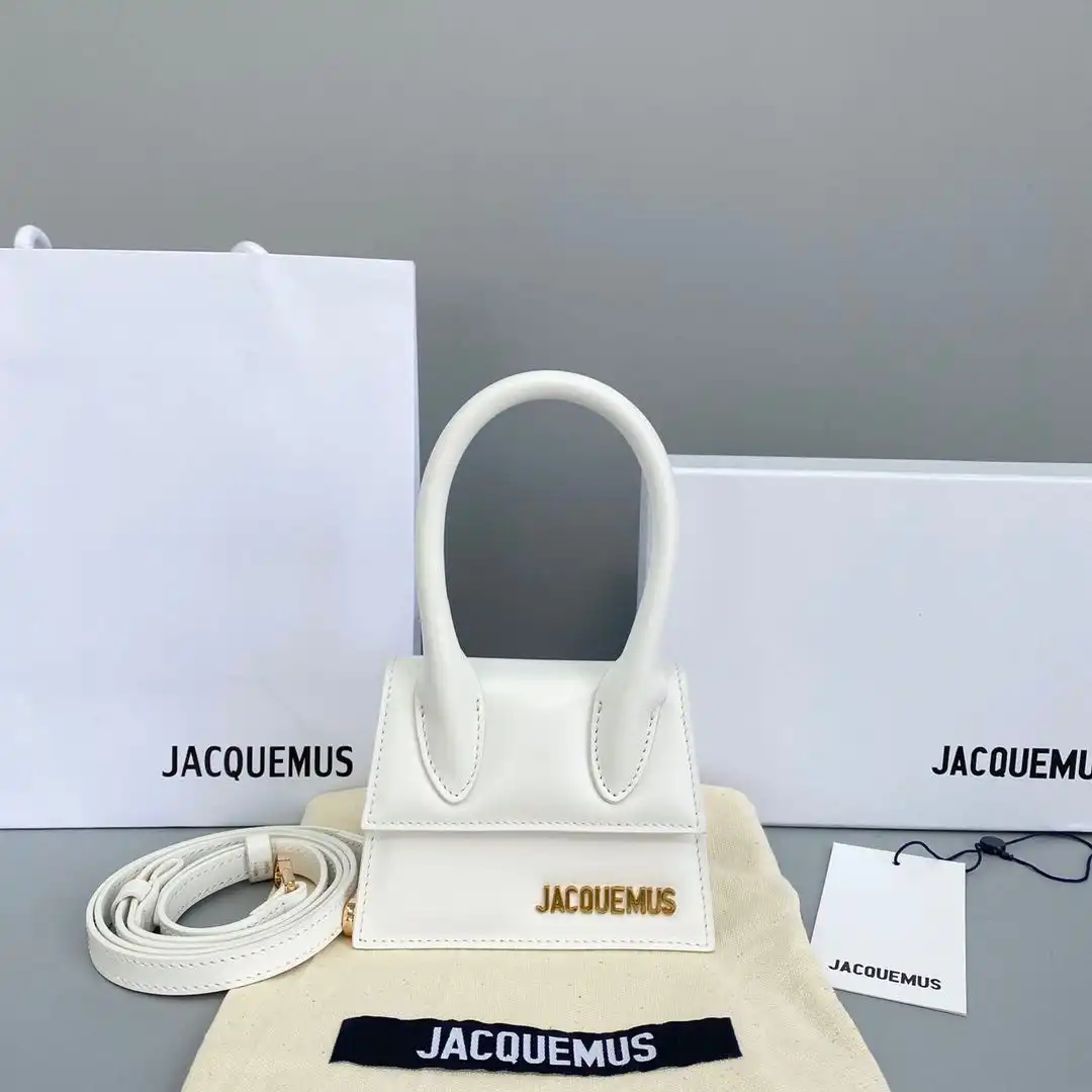 JACQUEMUS Le Chiquito Mini Bag 0124