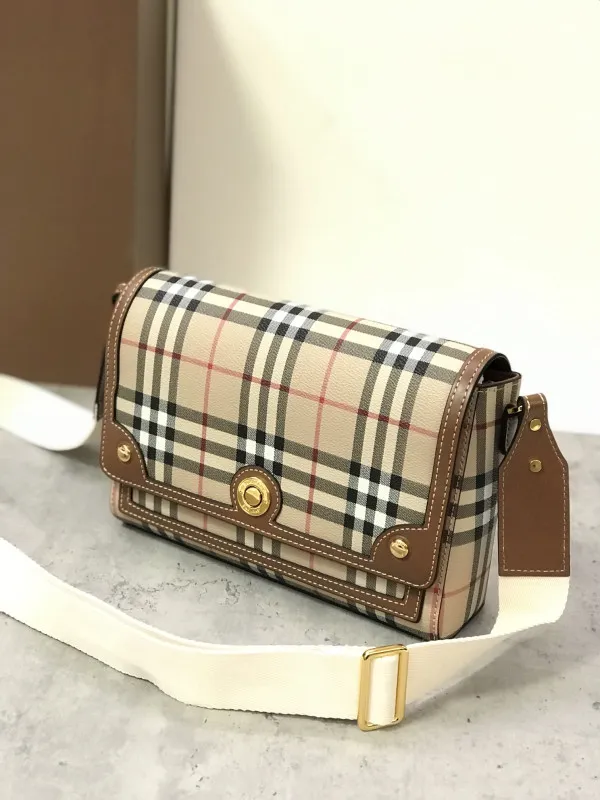 Repladies offers premium fake Louis bags at unbeatable prices. Our products are cheap because we focus on direct sales BURBERRY Note Crossbody Bag-25-8.5-18cm 0112