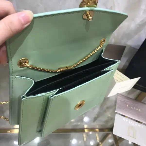 Repladies offers premium fake Louis bags at unbeatable prices. Our products are cheap because we focus on direct sales ALEXANDER WANG X BVLGARI 0129