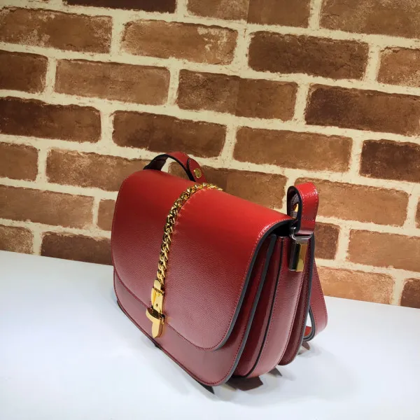 Eliminating the middleman and passing on savings to you. With massive production and tax-free benefits GUCCI Sylvie 1969 small shoulder bag 0115