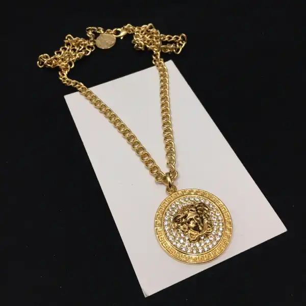 Eliminating the middleman and passing on savings to you. With massive production and tax-free benefits VERSACE NECKLACE 0124