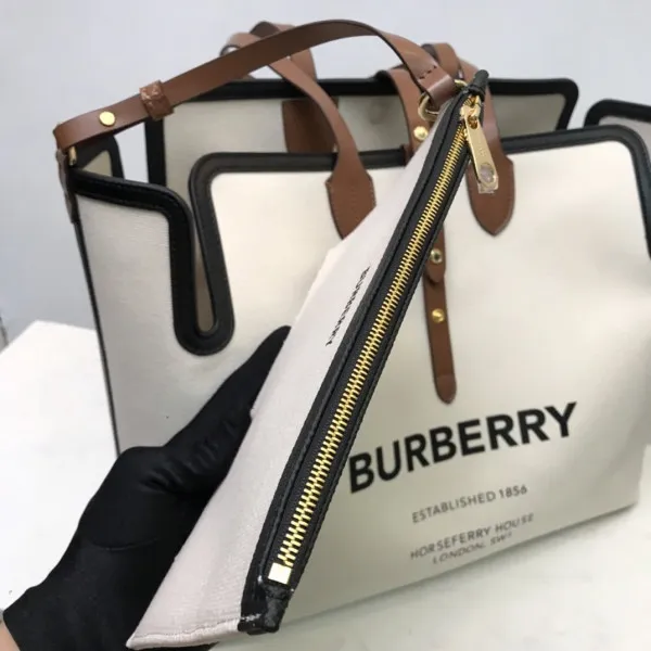 Repladies offers premium fake Louis bags at unbeatable prices. Our products are cheap because we focus on direct sales BURBERRY The Medium Soft Cotton Canvas Belt Bag 0119