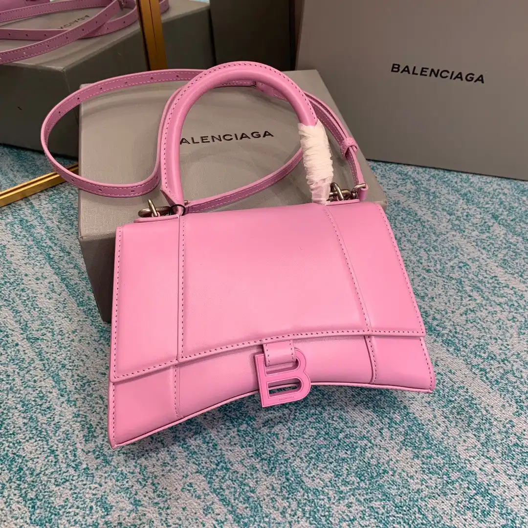 BALENCIAGA HOURGLASS 0126