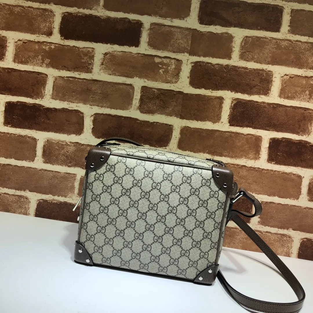 GUCCI GG shoulder bag with leather details 0114