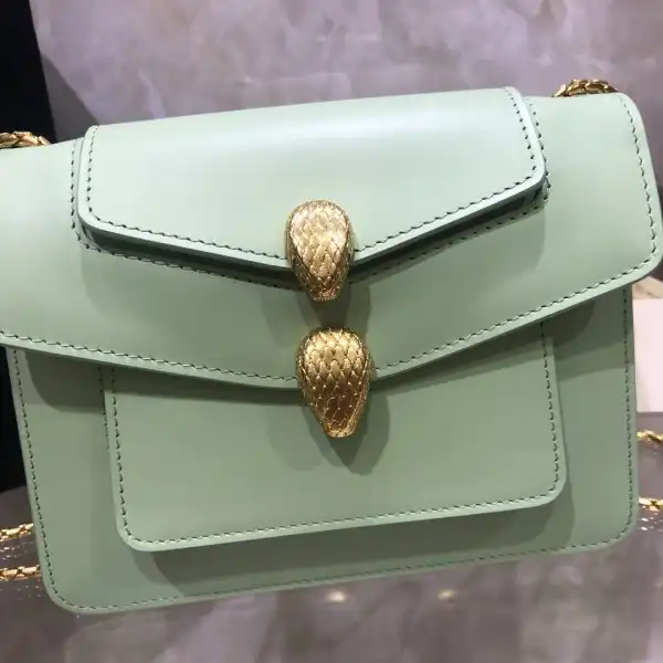 Repladies offers premium fake Louis bags at unbeatable prices. Our products are cheap because we focus on direct sales ALEXANDER WANG X BVLGARI 0129