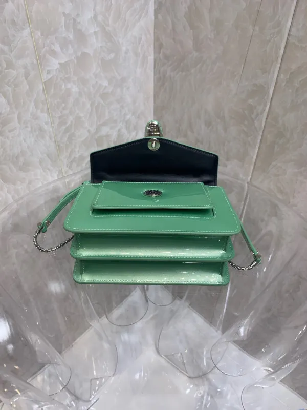 Repladies offers premium fake Louis bags at unbeatable prices. Our products are cheap because we focus on direct sales BVLGARI SERPENTI FOREVER CROSSBODY BAG 0117