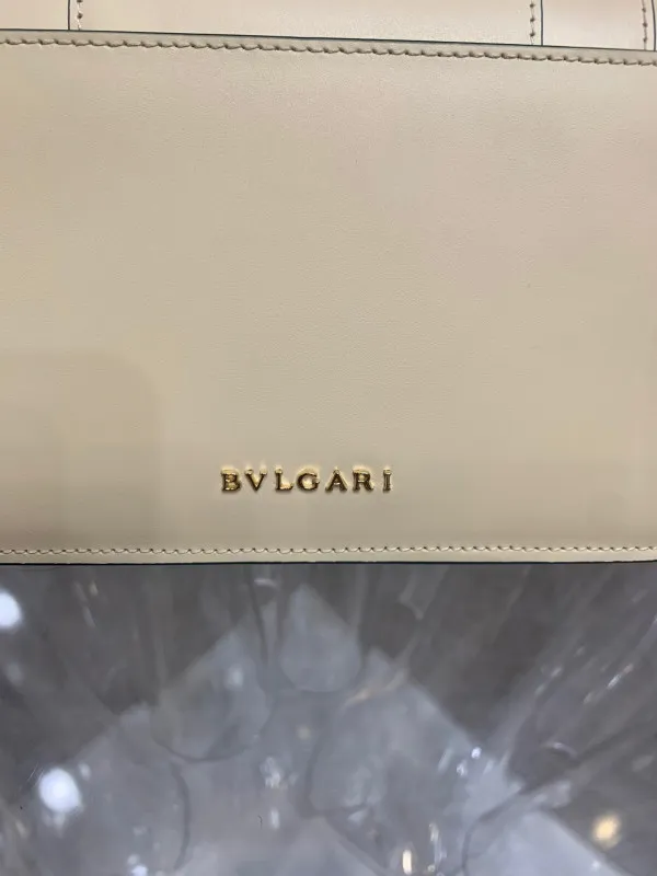 You get luxury for less. Shop now for the best deals on fake Louis bags. BVLGARI SERPENTI FOREVER CROSSBODY BAG 0117