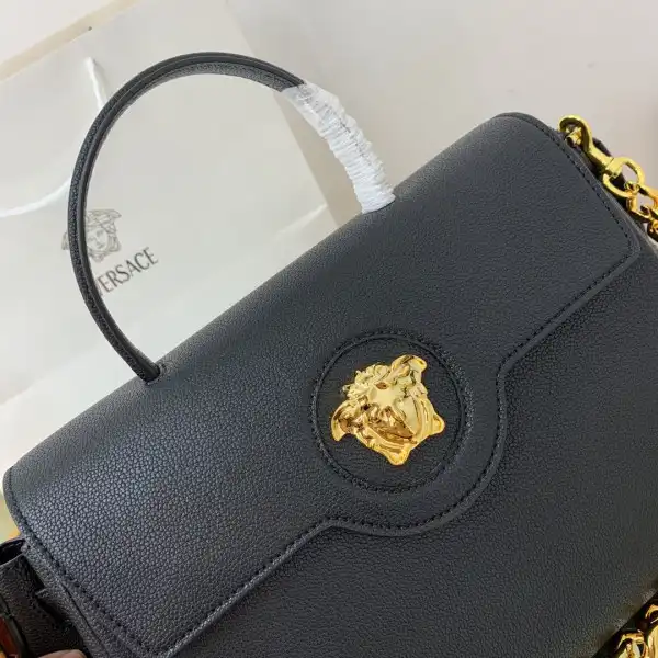 You get luxury for less. Shop now for the best deals on fake Louis bags. VERSACE LA MEDUSA LARGE HANDBAG 0124