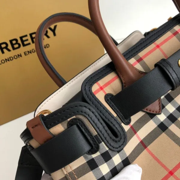 Repladies offers premium fake Louis bags at unbeatable prices. Our products are cheap because we focus on direct sales BURBERRY The Mini Vintage Check Triple Stud Belt Bag 0112