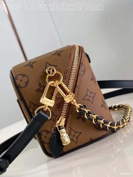 You get luxury for less. Shop now for the best deals on fake Louis bags. Just In Case-13*14*11.5CM LOUIS VUITTON 0220