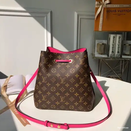 You get luxury for less. Shop now for the best deals on fake Louis bags. NÉONOÉ VUITTON LOUIS 0223