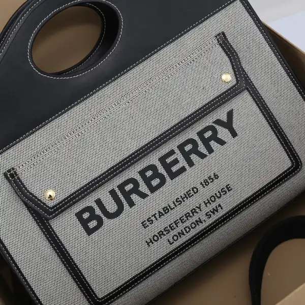 Eliminating the middleman and passing on savings to you. With massive production and tax-free benefits BURBERRY Pocket Bag-37*15*34CM 0203