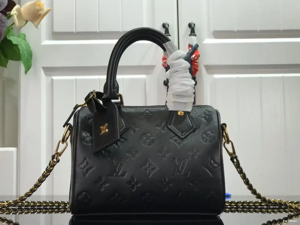 Eliminating the middleman and passing on savings to you. With massive production and tax-free benefits VUITTON LOUIS BB SPEEDY 0223