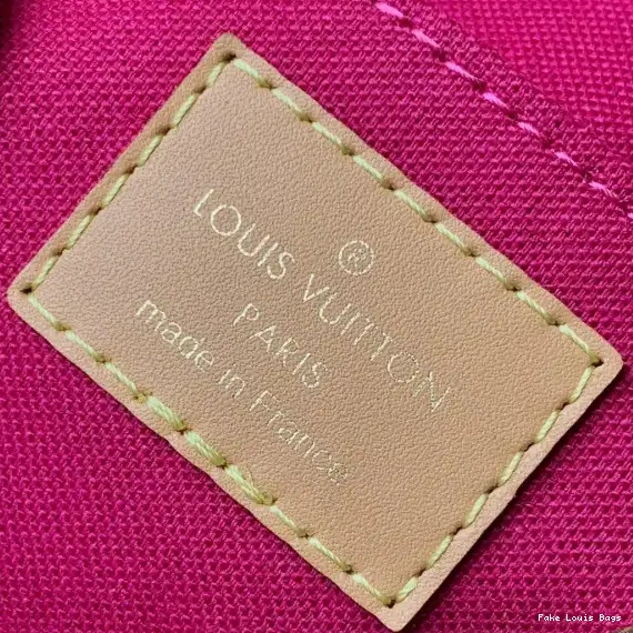 Repladies offers premium fake Louis bags at unbeatable prices. Our products are cheap because we focus on direct sales TAMBOURIN LOUIS VUITTON 0227