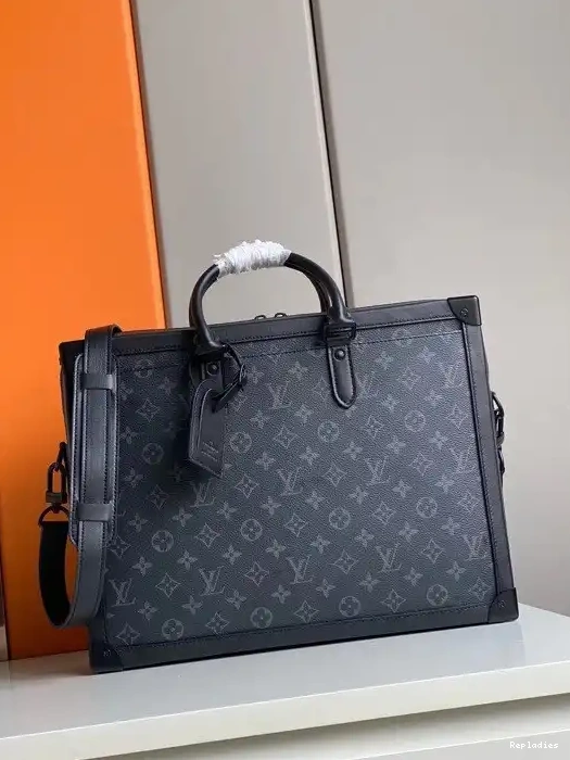 You get luxury for less. Shop now for the best deals on fake Louis bags. TRUNK VUITTON SOFT LOUIS 0226