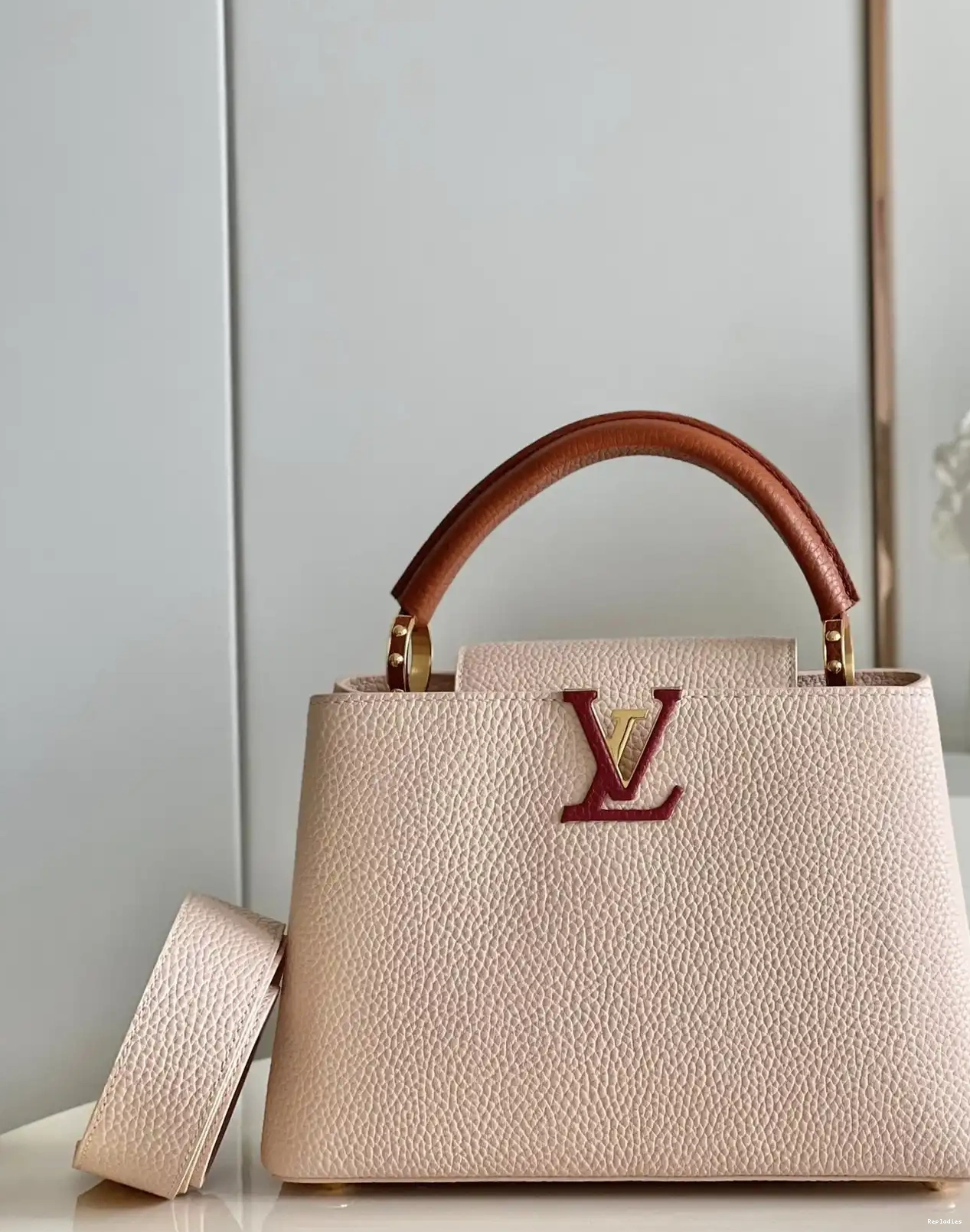 Eliminating the middleman and passing on savings to you. With massive production and tax-free benefits VUITTON BB CAPUCINES LOUIS 0222