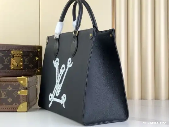 Repladies offers premium fake Louis bags at unbeatable prices. Our products are cheap because we focus on direct sales ONTHEGO VUITTON LOUIS MM-35*27*14cm 0227