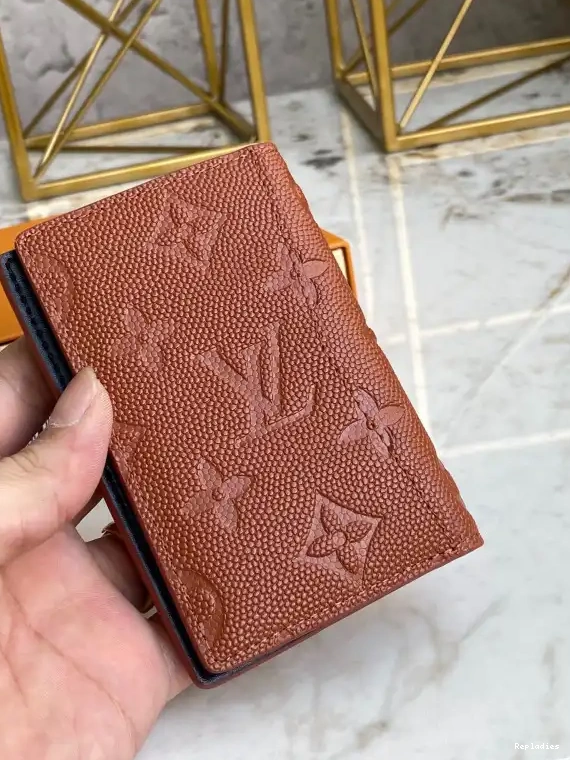 Repladies offers premium fake Louis bags at unbeatable prices. Our products are cheap because we focus on direct sales LOUIS LVXNBA VUITTON POCKET ORGANIZER 0212