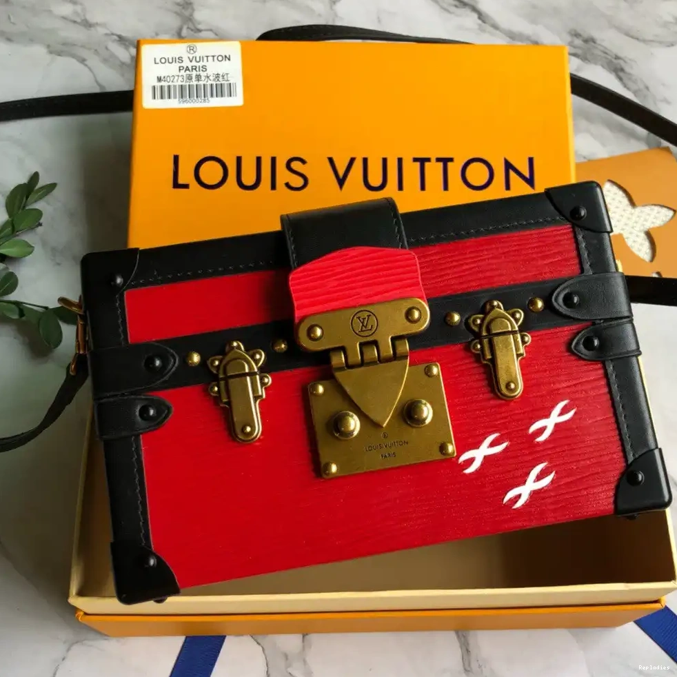 Eliminating the middleman and passing on savings to you. With massive production and tax-free benefits LOUIS PETITE MALLE VUITTON 0225