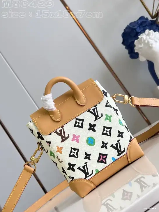 Repladies offers premium fake Louis bags at unbeatable prices. Our products are cheap because we focus on direct sales VUITTON Steamer LOUIS Nano 0215