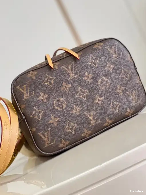 Repladies offers premium fake Louis bags at unbeatable prices. Our products are cheap because we focus on direct sales LOUIS VUITTON NÉONOÉ BB 0223