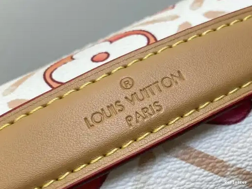 You get luxury for less. Shop now for the best deals on fake Louis bags. POCHETTE LOUIS METIS-25*19*7cm VUITTON 0228