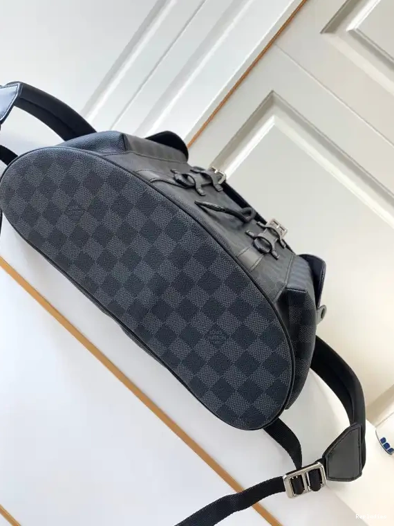 Eliminating the middleman and passing on savings to you. With massive production and tax-free benefits VUITTON CHRISTOPHER BACKPACK LOUIS 0208