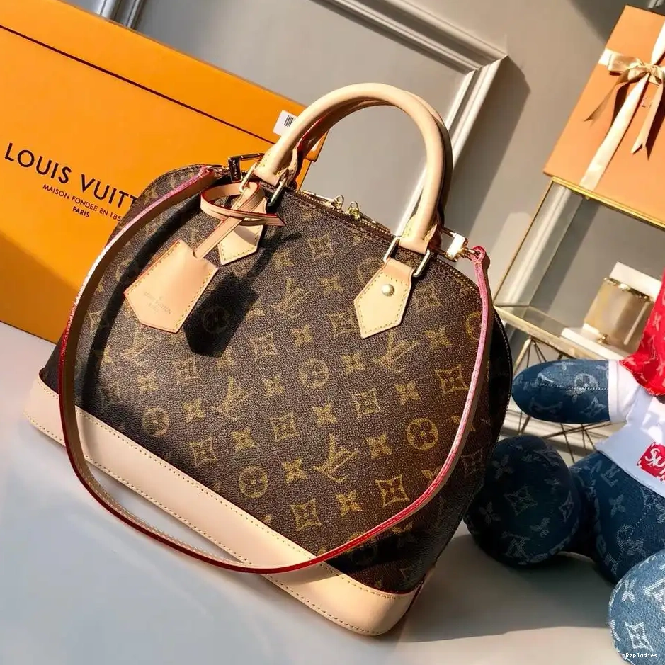 You get luxury for less. Shop now for the best deals on fake Louis bags. ALMA PM Louis Vuitton 0217