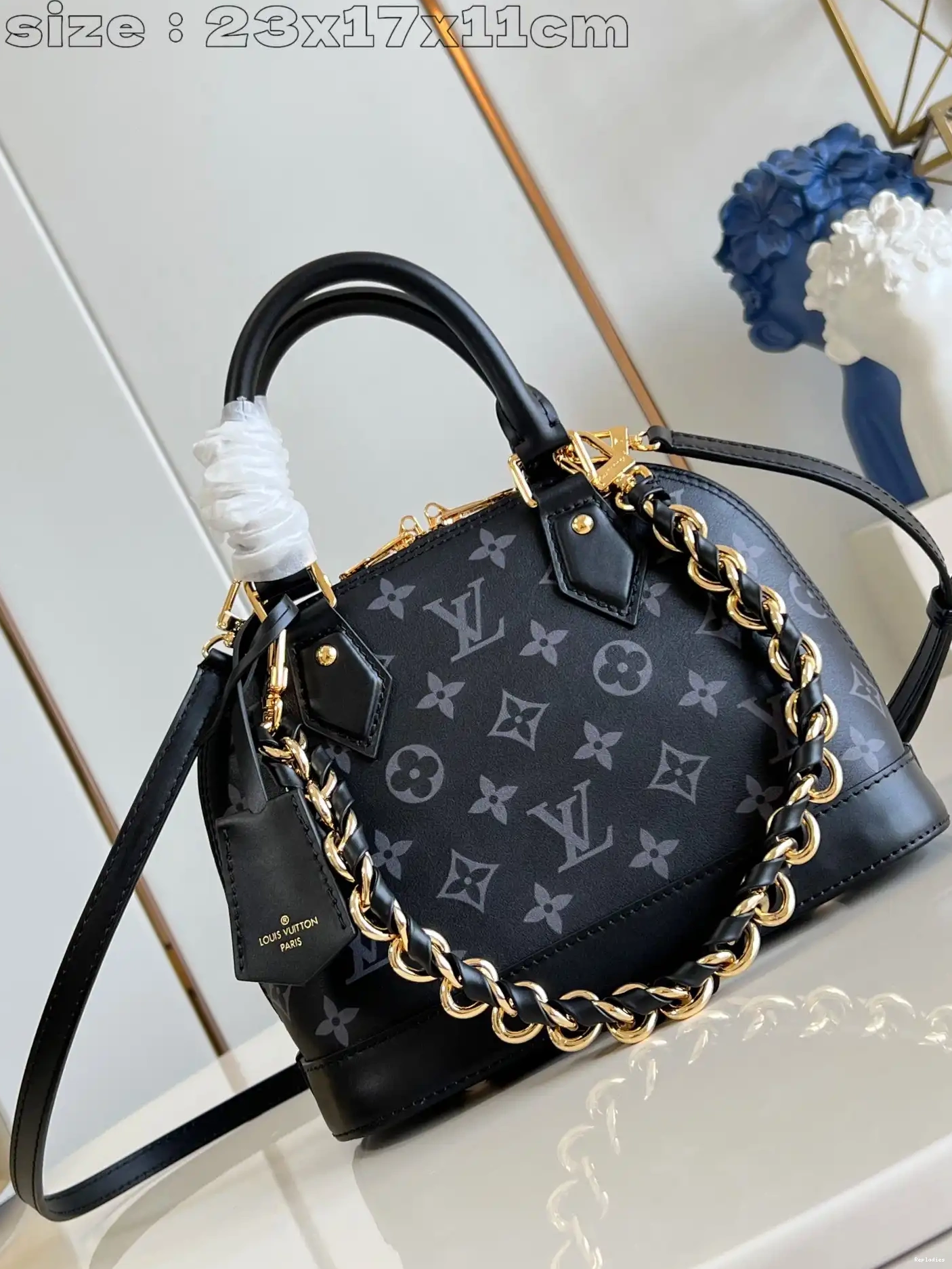 You get luxury for less. Shop now for the best deals on fake Louis bags. LOUIS BB-23.5*17.5*11.5cm VUITTON ALMA 0215