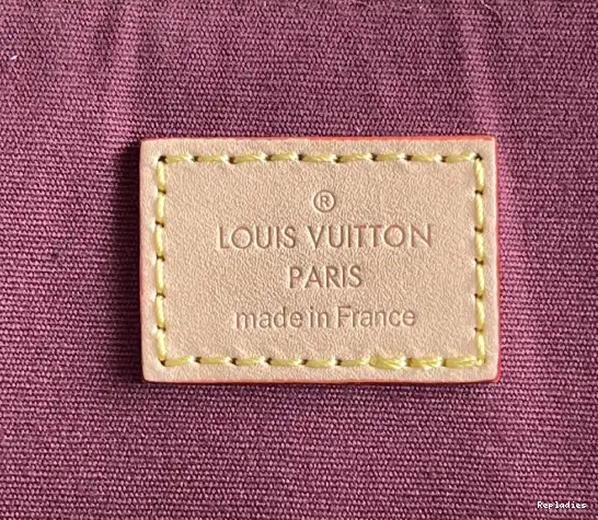 Repladies offers premium fake Louis bags at unbeatable prices. Our products are cheap because we focus on direct sales LOUIS PM VUITTON ALMA 0211