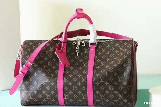 Repladies offers premium fake Louis bags at unbeatable prices. Our products are cheap because we focus on direct sales LOUIS 50 KEEPALL BANDOULIÈRE VUITTON 0221