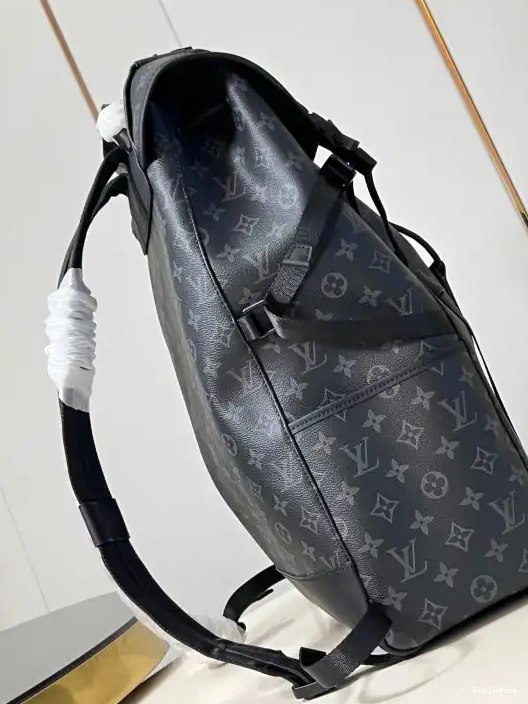 You get luxury for less. Shop now for the best deals on fake Louis bags. Louis Getaway Backpack-29*50*15CM Vuitton 0208