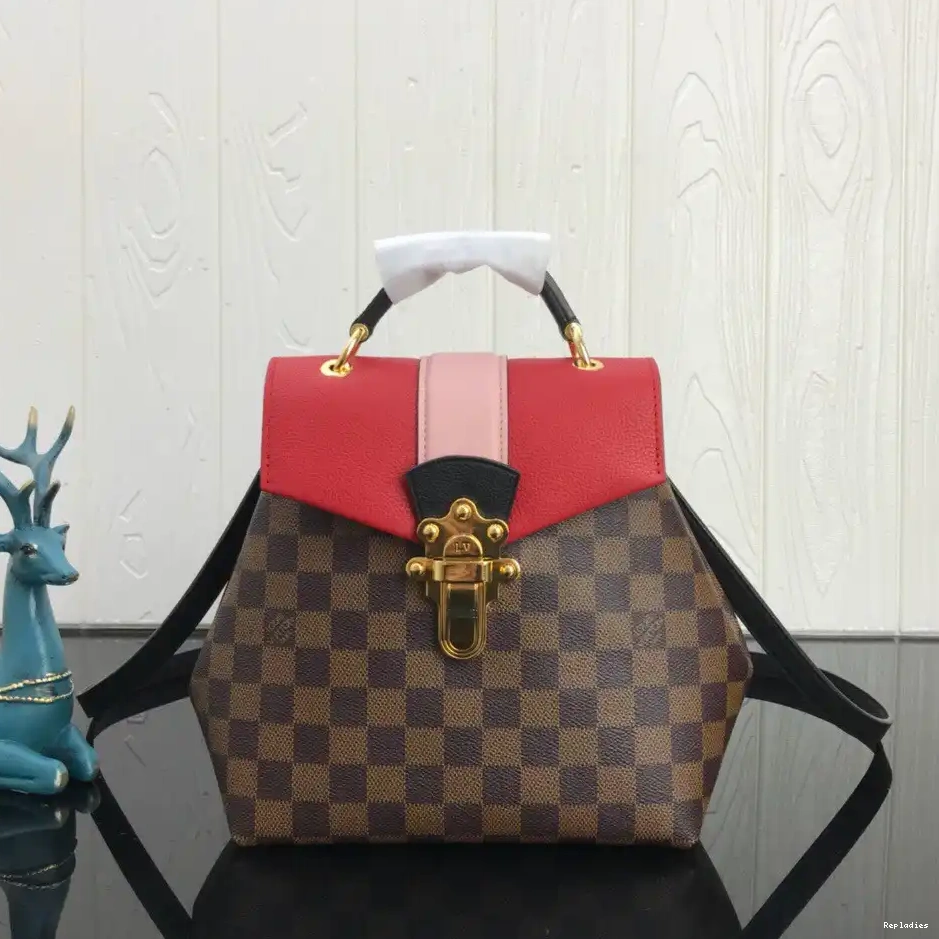 Repladies offers premium fake Louis bags at unbeatable prices. Our products are cheap because we focus on direct sales VUITTON CLAPTON LOUIS BACKPACK 0224