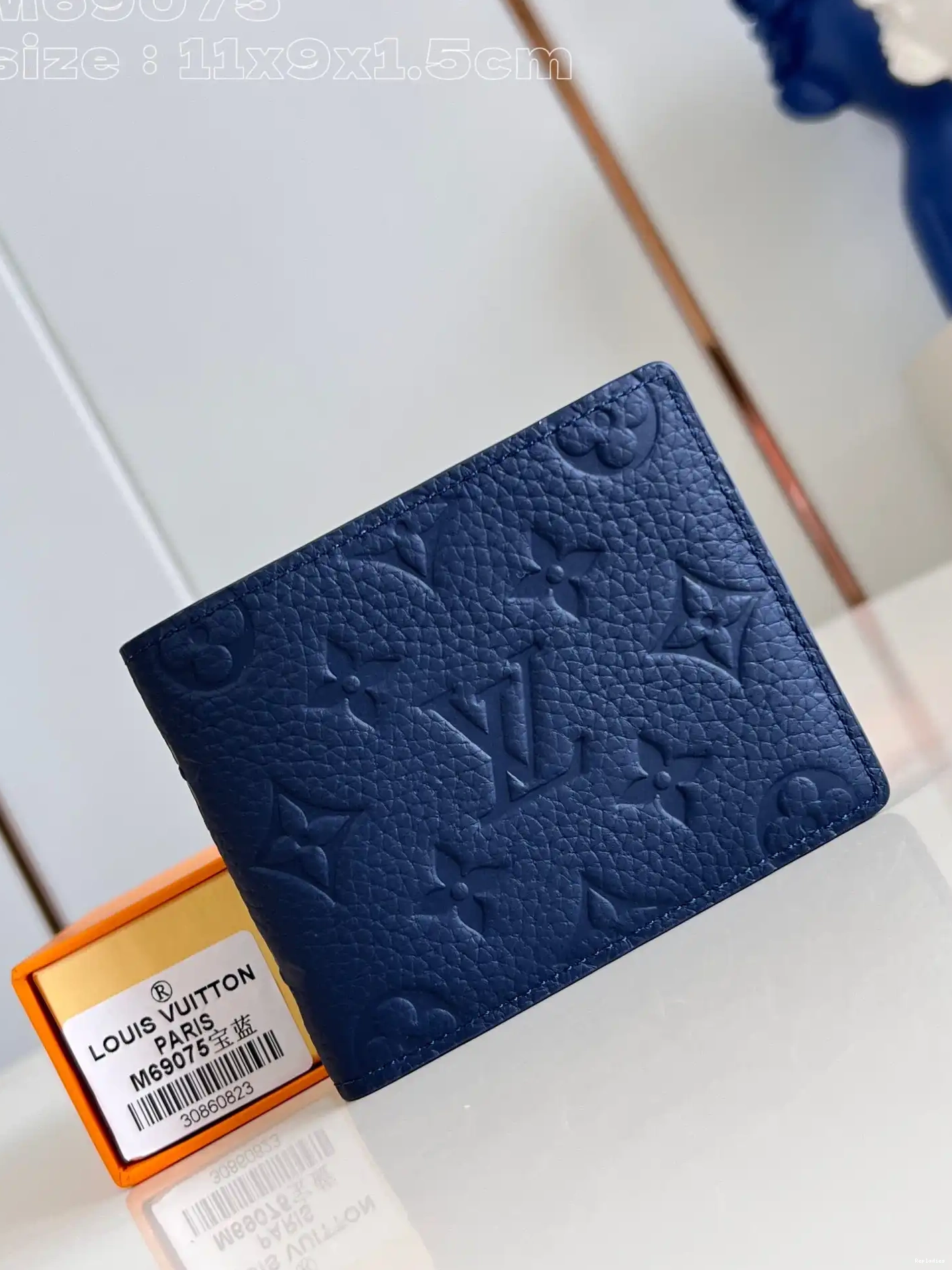 You get luxury for less. Shop now for the best deals on fake Louis bags. SLENDER WALLET-11*8.5*2CM VUITTON LOUIS 0222