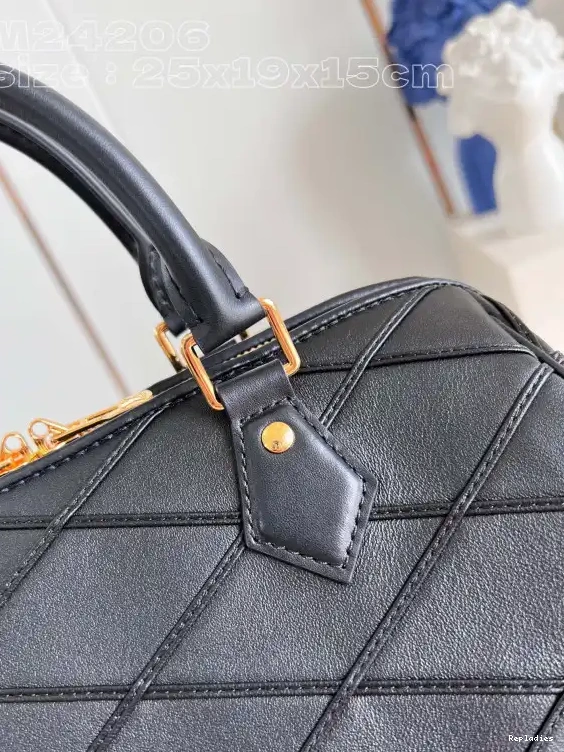 You get luxury for less. Shop now for the best deals on fake Louis bags. Louis 25 Vuitton SPEEDY 0222