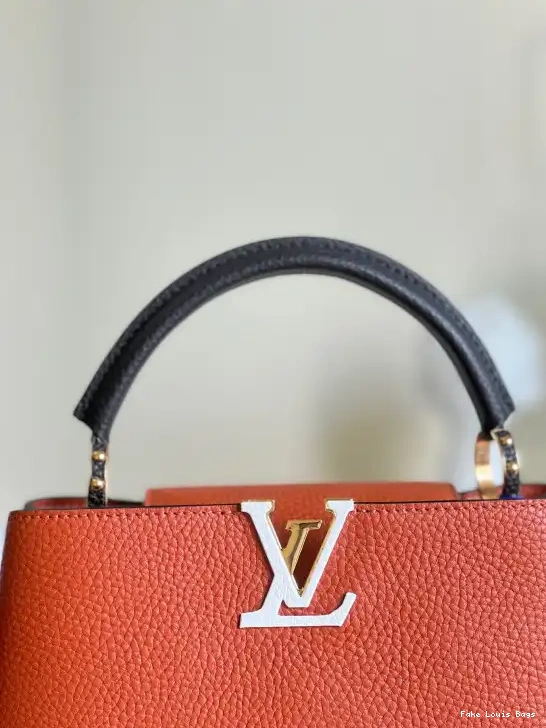 Repladies offers premium fake Louis bags at unbeatable prices. Our products are cheap because we focus on direct sales LOUIS VUITTON CAPUCINES BB 0218