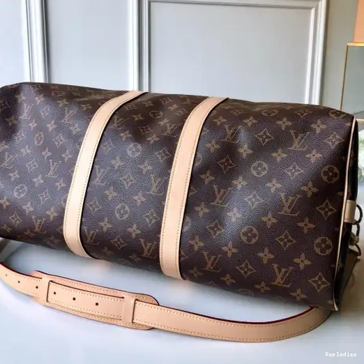 Eliminating the middleman and passing on savings to you. With massive production and tax-free benefits BANDOULIÈRE KEEPALL LOUIS VUITTON 50 0223