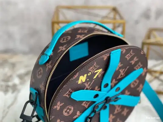 You get luxury for less. Shop now for the best deals on fake Louis bags. BOX LOUIS WHEEL VUITTON 0222