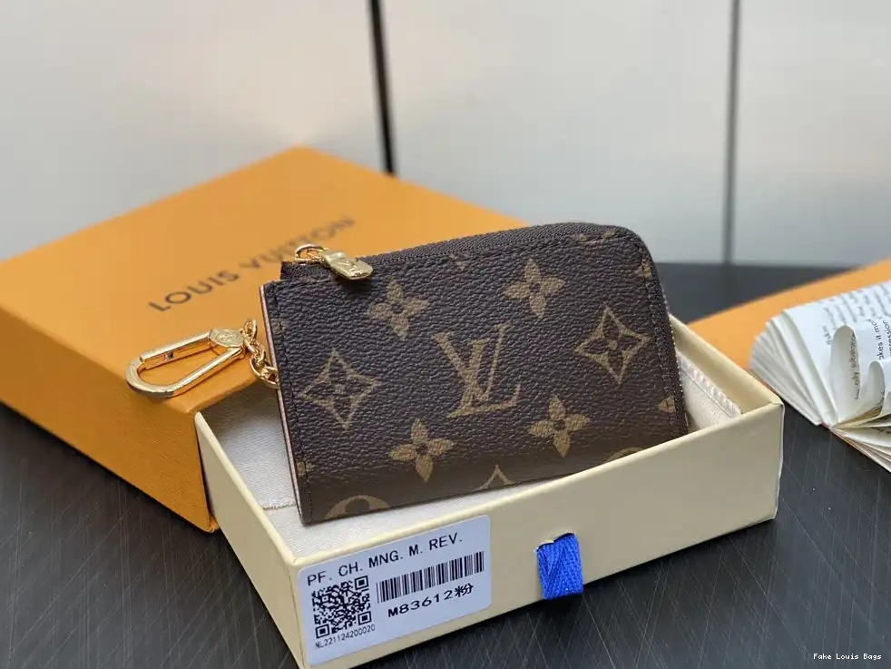 You get luxury for less. Shop now for the best deals on fake Louis bags. LOUIS Noa WALLET-11*7*1.5cm VUITTON 0228