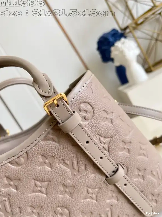 Eliminating the middleman and passing on savings to you. With massive production and tax-free benefits VUITTON LOUIS Tote PM-31*21.5*13CM Babylone 0214